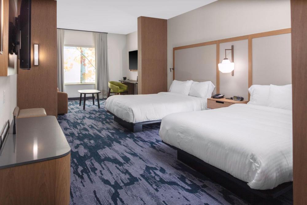 Queen Suite with Two Queen Beds and Sofa Bed interior